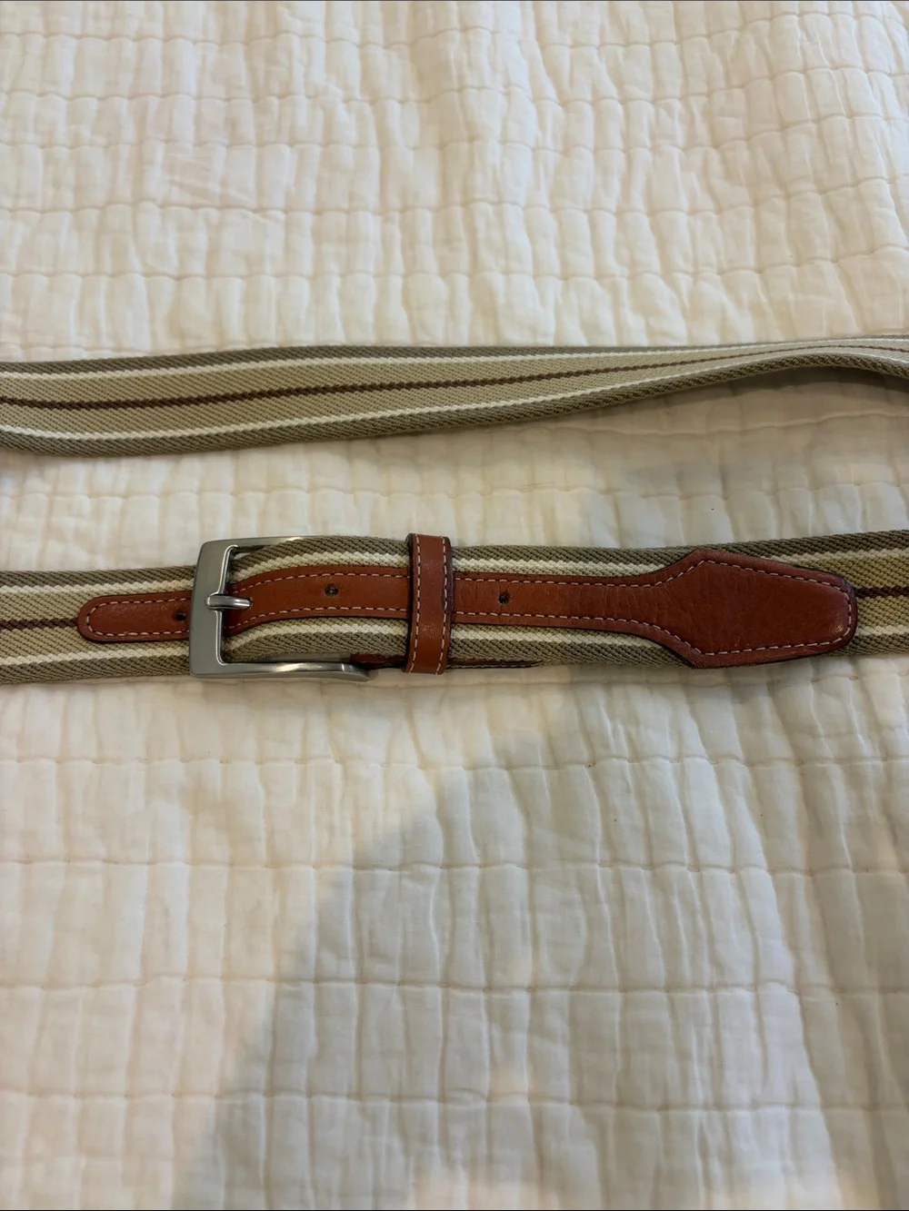 Men’s Paul Stuart Striped Canvas Belt w/ Brown Leather Trim. Size 42. Like new!